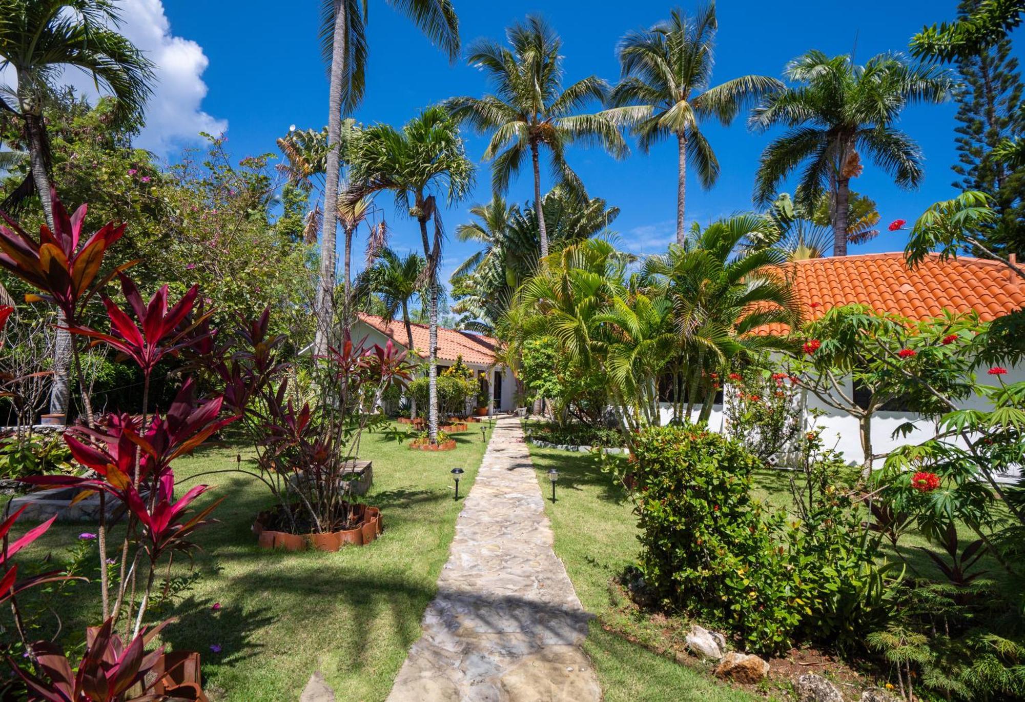 Garden By The Sea Bed and Breakfast Sosúa Εξωτερικό φωτογραφία